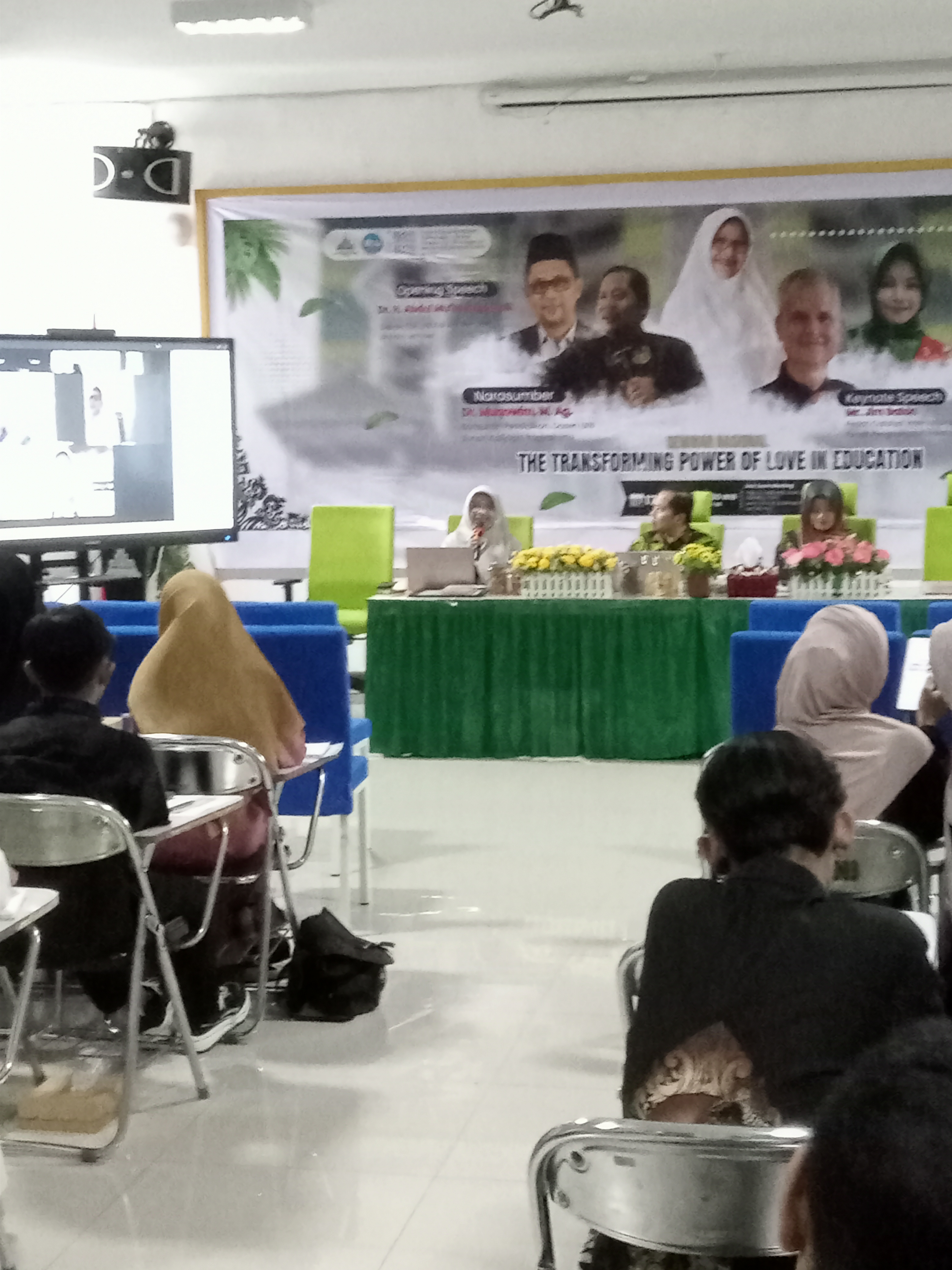 Prodi PAI Menggelar Seminar Nasional "The Transforming Power of Love in Education" dengan Menggandeng Peach Catalyst International USA